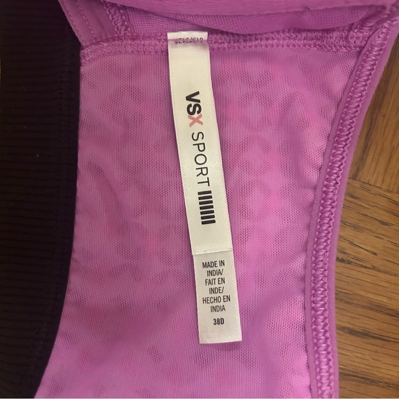 VSX Victoria’s Secret Sport Knockout Geometric Sports Bra - Picture 5 of 5
